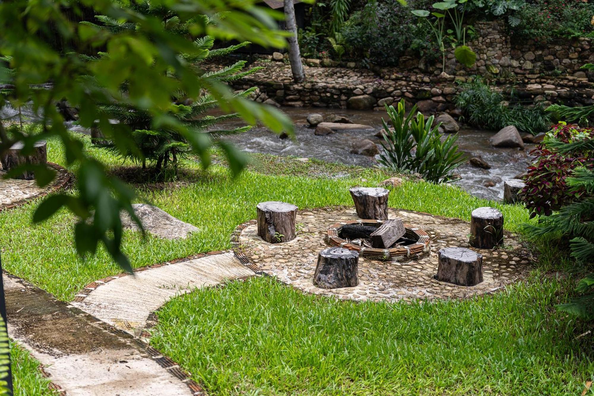 فندق Inthada At Mae Kampong شيانغ ماي المظهر الخارجي الصورة